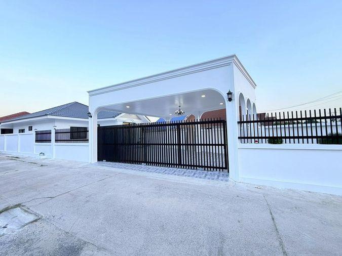 รูป ขายบ้านเดี่ยว หมู่บ้านฟ้ามิอาจกั้น พัทยา บางละมุง ทำเลดี พร้อมอยู่ - รูปที่ 1/15