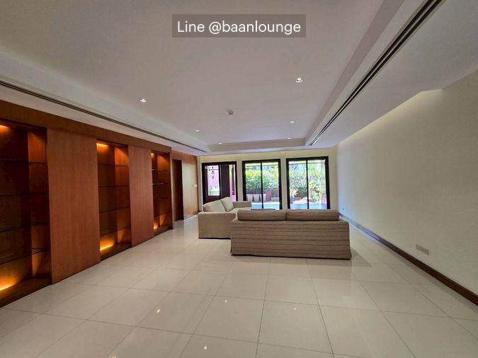 picture Supreme Residence Over 400 sq.m. of usable space. 3 bedrooms, 3 bathrooms. - 11/45