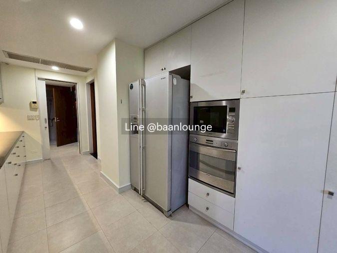 picture Supreme Residence Over 400 sq.m. of usable space. 3 bedrooms, 3 bathrooms. - 28/45