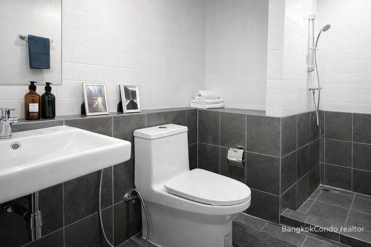 picture 💝 Fully Furnished Unit For Rent 📌 Niche Mono Rama 9 (Line: @rent2022) | Near MRT Thailand Cultural Centre  ✨ Ready to move in! ✨ 📌 Ref Code: A11180 - 8/10