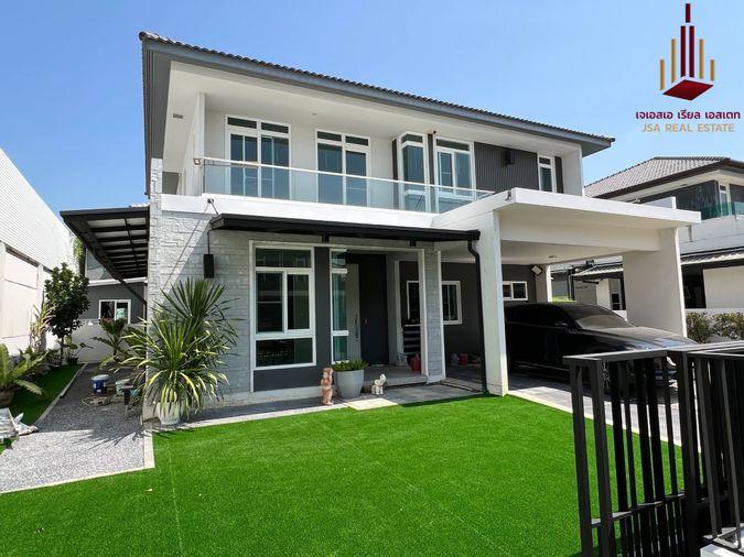 picture ✨ For Rent: Mantana 2 Bangna Km.7✨ 💰 Only 120,000 THB/month - 1/10
