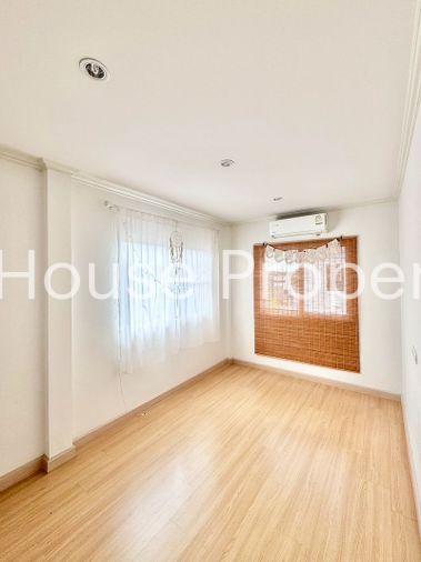 picture Immaculate condition single house in Supalai Primo project, Bang Saen. Great location. - 2/12