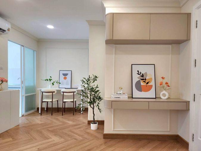 รูป ขายคอนโดรีโนเวทใหม่สวยกริบ วิวโล่ง ราคาถูกที่สุดในโครงการ Lumpini Place Rama 9 ทำเลทองใจกลาง CBD ใกล้ MRT พระราม 9 - รูปที่ 2/11