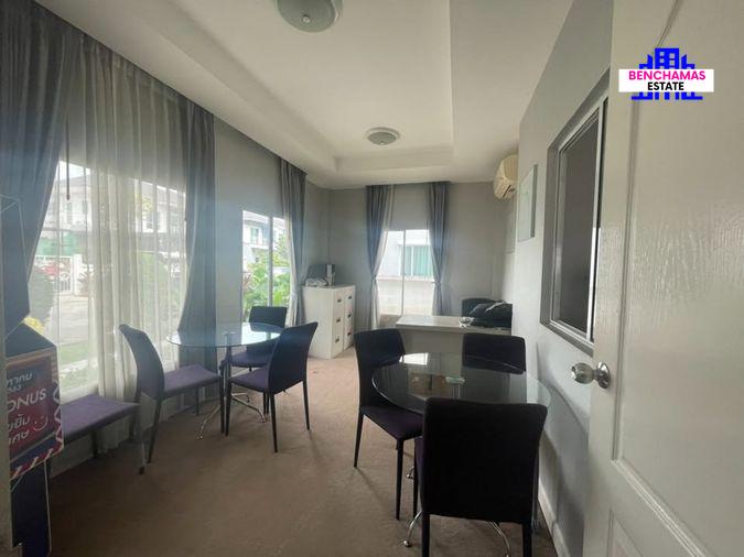 picture Single house for sale at Lanceo NOV Ramintra–Khubon 38, Plan 13. Spacious living area. - 4/5