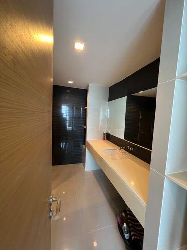 รูป Special Price 🔥ขาย Rhythm Ratchada-Huaikwang ห้องสวย ราคาดี ชั้นสูง เฟอร์ครบ DS2787 | Line @Dstay - รูปที่ 4/7