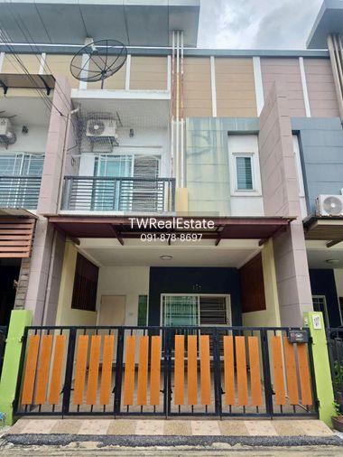 รูป ขายทาวน์โฮม 2 ชั้น พิบูลย์ โฮมทาวน์ บางบัวทอง–ราชพฤกษ์ บ้านพร้อมอยู่ ราคาคุ้ม ฟรีโอน ใกล้ MRT คลองบางไผ่ เดินทางสะดวก - รูปที่ 1/10