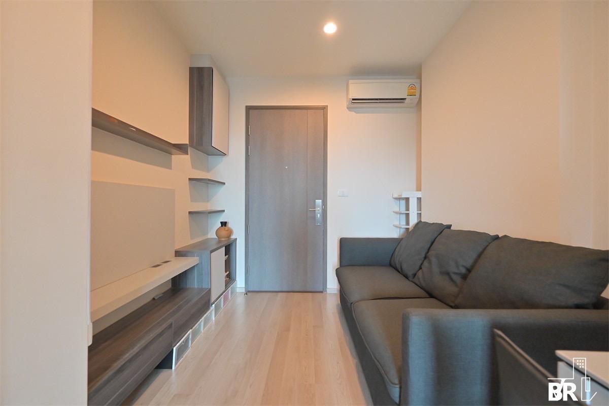 picture For sell! Centric Ratchada-Huaikhwang. Used like new by owner, never do rxnting. Appointment for visiting. - 1/8