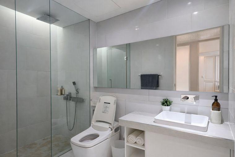 picture 🚆 Prime Condo Location For Rent 📌 The Bangkok Sathorn  (Line: @rent2022) | Near BTS Surasak  ✨ Ready to move in! ✨ 📌 Ref Code: A10209 - 13/16