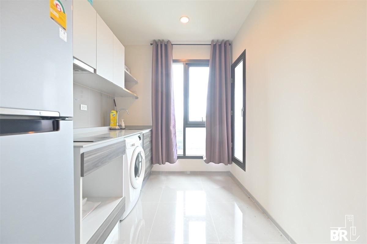picture For sell! Centric Ratchada-Huaikhwang. Used like new by owner, never do rxnting. Appointment for visiting. - 3/8