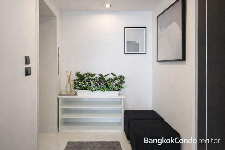 picture 🚆 Prime Condo Location For Rent 📌 The Bangkok Sathorn  (Line: @rent2022) | Near BTS Surasak  ✨ Ready to move in! ✨ 📌 Ref Code: A10209 - 7/16