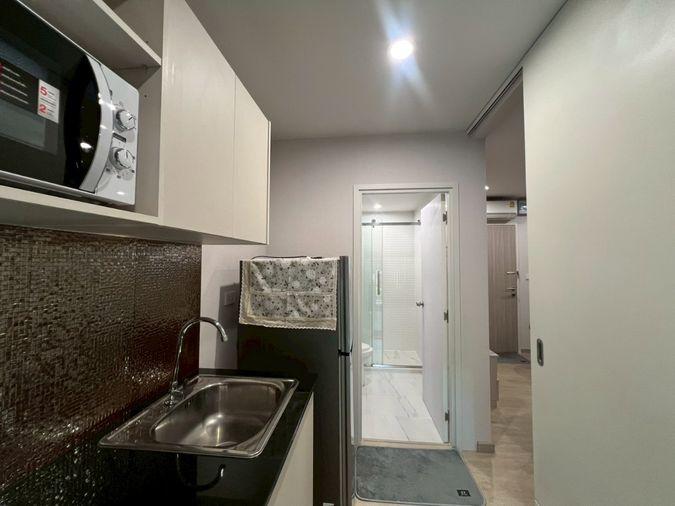 picture Thana Astra Sathorn-Chan Condo, fully furnished and ready to move in. - 4/18