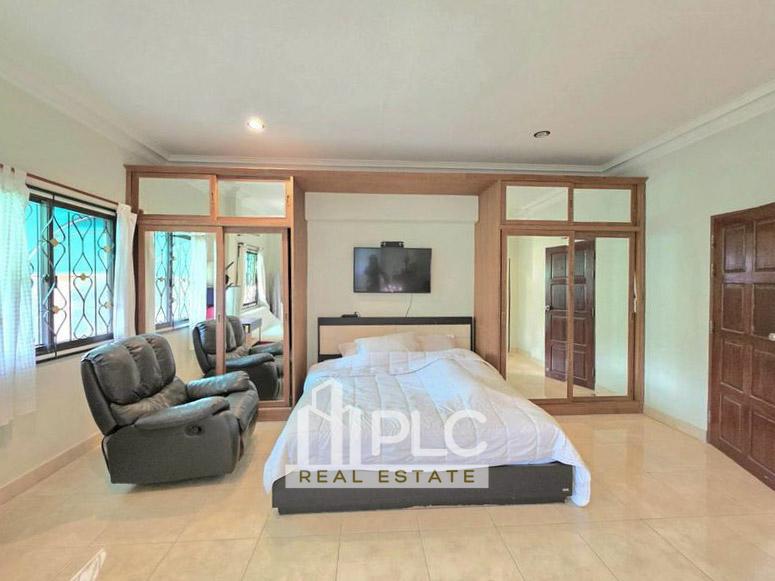 รูป 3 Bedroom Pool Villa for Sale in Bang Saray - รูปที่ 6/20