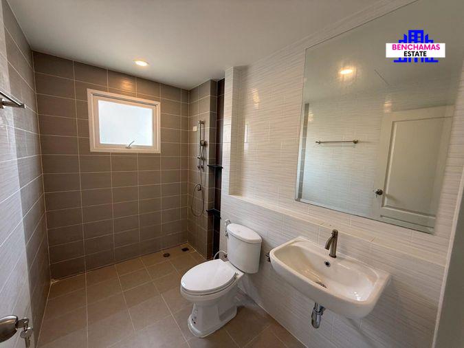 picture ðĄ Centro by AP | Pracha Uthit 90 ðĢïļ Easy access to Pracha Uthit Rd & Suksawat Rd - 10/23