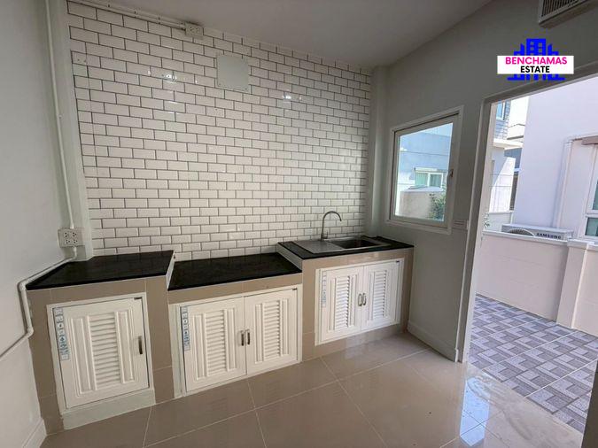 picture ðĄ Centro by AP | Pracha Uthit 90 ðĢïļ Easy access to Pracha Uthit Rd & Suksawat Rd - 16/23
