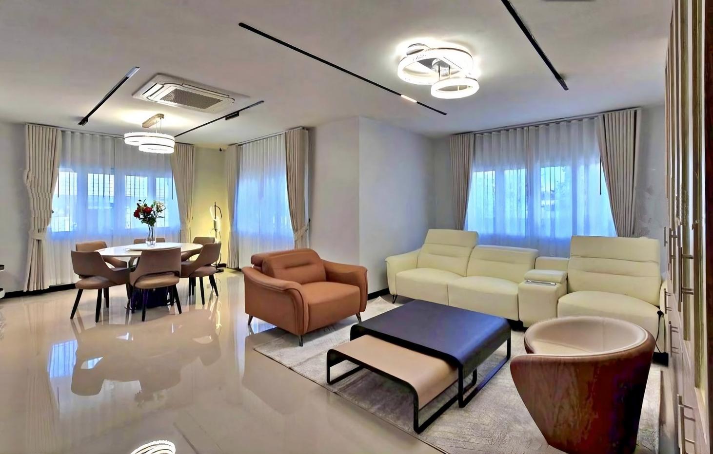 รูป 5 Bedroom Pool Villa for Sale East Pattaya - รูปที่ 3/20