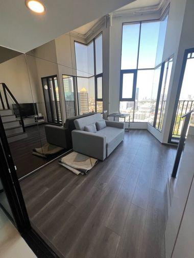 รูป คอนโด Duplex KnightsBridge Space Ratchayothin ห้องใหญ่ 36 ตร.ม. โทร 063-6165390 - รูปที่ 1/10
