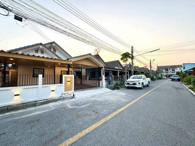 รูป ขายบ้านเดี่ยวศรีราชา รีโนเวทใหม่  หมู่บ้านสหภาพ 2 ใกล้แหล่งชุมชน - รูปที่ 13/13