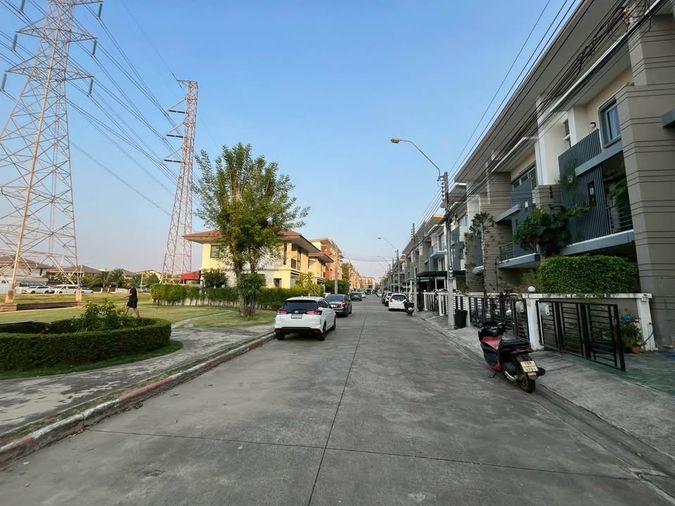 รูป 🏠 ขายด่วนมาก! ราคาต่ำกว่าทุน  ทาวน์ พลัส ประชาอุทิศ 90 Town Plus Prachauthit 90 📍 ทำเลดีมาก ติดบิ๊กซีประชาอุทิศ - รูปที่ 13/15