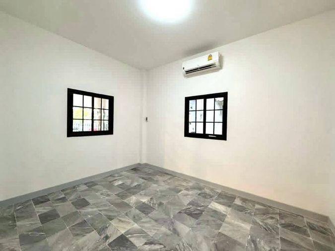 รูป ขายบ้านเดี่ยวศรีราชา รีโนเวทใหม่  หมู่บ้านสหภาพ 2 ใกล้แหล่งชุมชน - รูปที่ 7/13