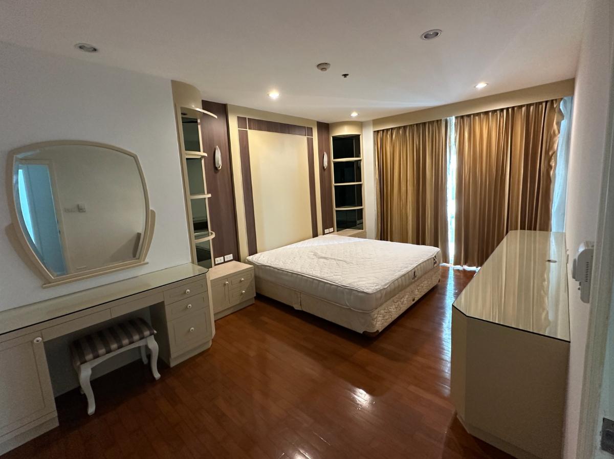 picture Grand Langsuan. 3beds 170sqm. Line id: @pfagent - 12/18