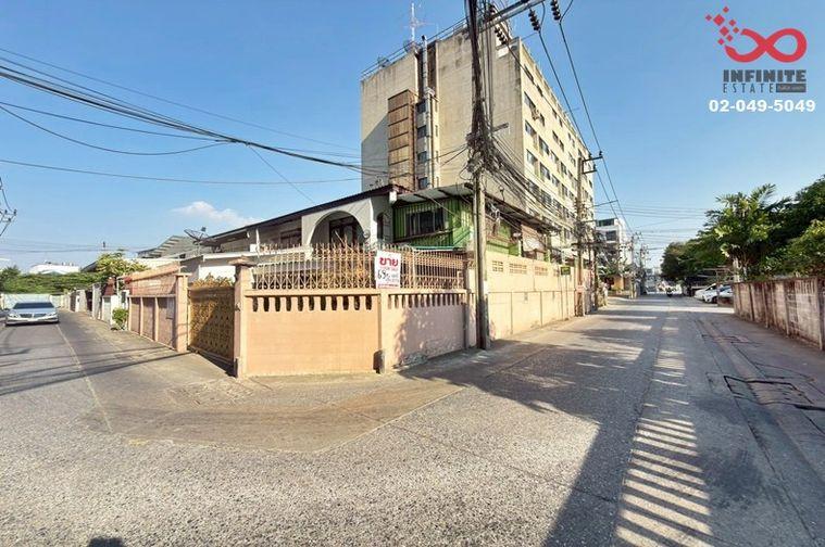 รูป ขายบ้านเดี่ยว พหลโยธิน 24 จตุจักร 69ตรว. 2 ชั้น หลังมุม ใกล้ BTS  - รูปที่ 1/11