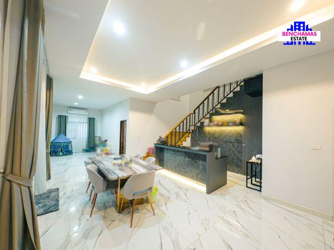 รูป 🔥 ขายขาดทุน ถูกที่สุดในโครงการ 🔥 ดิ เอลิแกนซ์ เพชรเกษม 81 (The Elegance Phetkasem 81) บ้านหรูหลังใหญ่ พร้อมเข้าอยู่ทันที - รูปที่ 5/20
