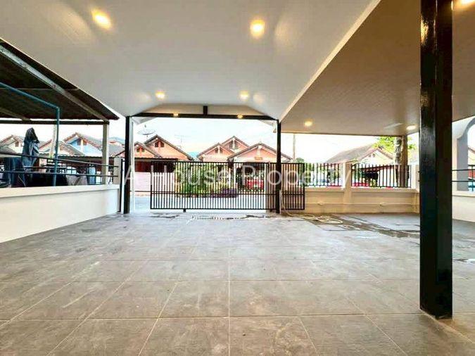 รูป ขายบ้านเดี่ยวศรีราชา รีโนเวทใหม่ หมู่บ้านสหภาพ 2 ใกล้แหล่งชุมชน - รูปที่ 4/13