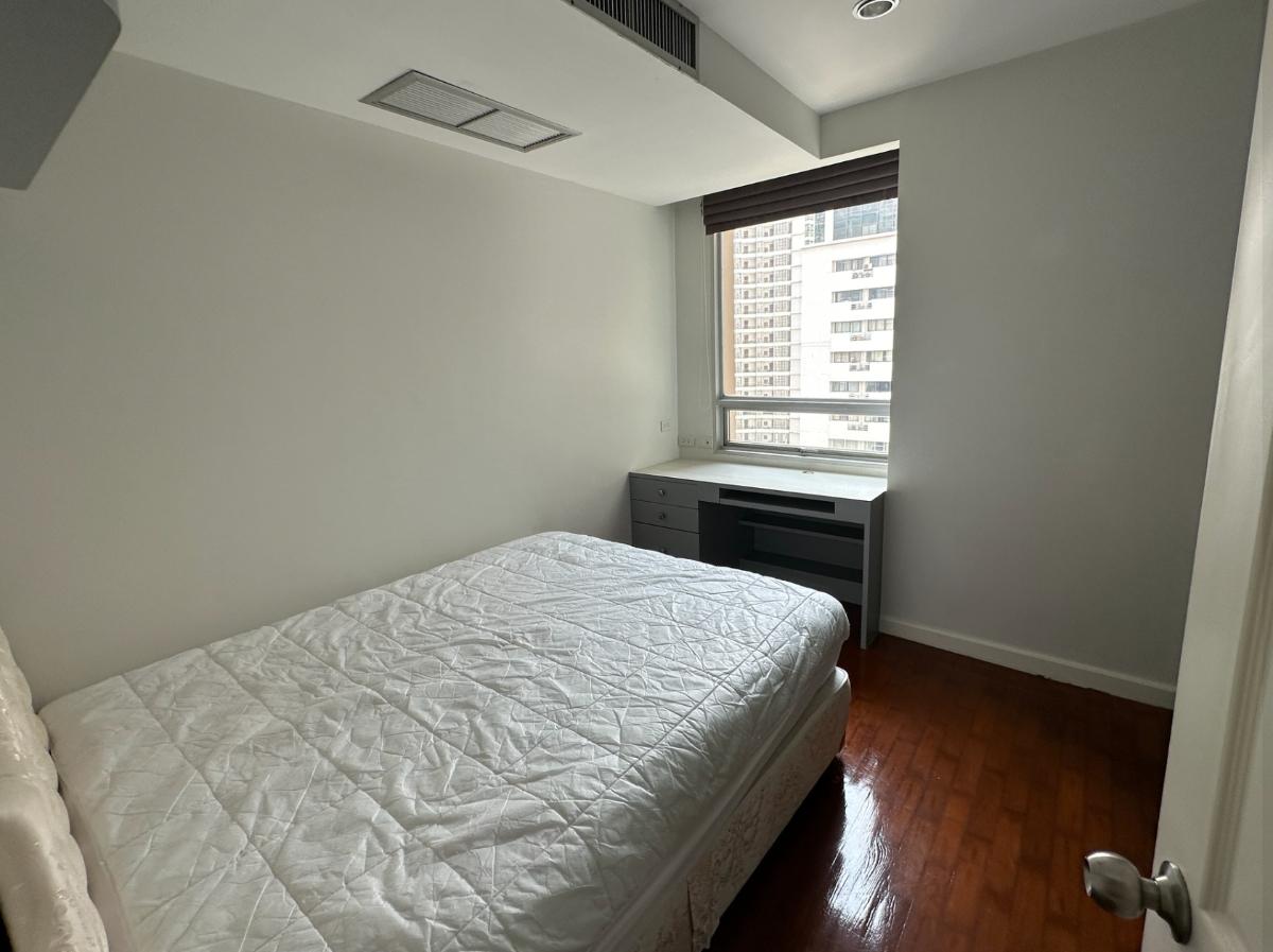 picture Grand Langsuan. 3beds 170sqm. Line id: @pfagent - 18/18