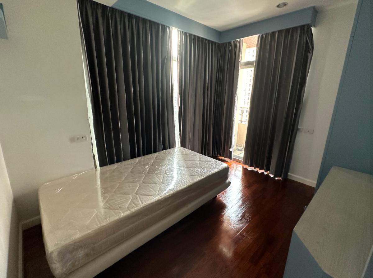 picture Grand Langsuan. 3beds 170sqm. Line id: @pfagent - 16/18