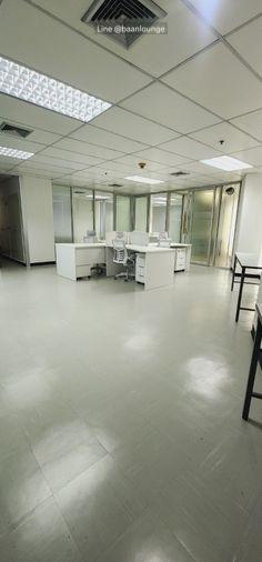 picture Office space for rent on Ratchadaphisek Road, Huai Khwang. - 2/8