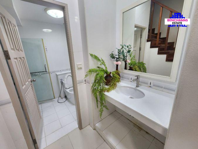 รูป 🔥ขายด่วน ทาวน์โฮมขนาดใหญ่พิเศษ ดรีมวิลเลจ สวนผัก 32 Dream Village Suan Phak ใกล้ Central Westville / ทางด่วนจตุจักร-ราชพฤกษ์ - รูปที่ 5/9