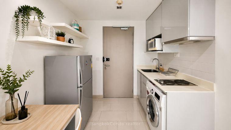 picture 💝🚆 Fully Furnished Unit For Rent 📌 Ideo Mobi Sukhumvit 81 (Line: @rent2022) | Near BTS On Nut  ✨ Ready to move in! ✨ 📌 Ref Code: A00725 - 8/13