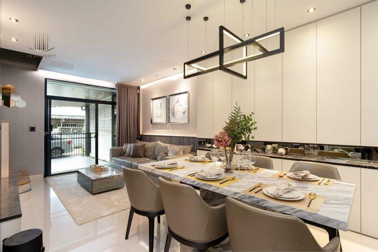 รูป ทาวน์เฮ้าส์ให้เช่า 📍 COZY Townhome Chokchai 4 Soi 18 📍 3 ห้องนอน 3 ห้องน้ำ ติดถนนโชคชัย 4 ซอย 18 - รูปที่ 3/10