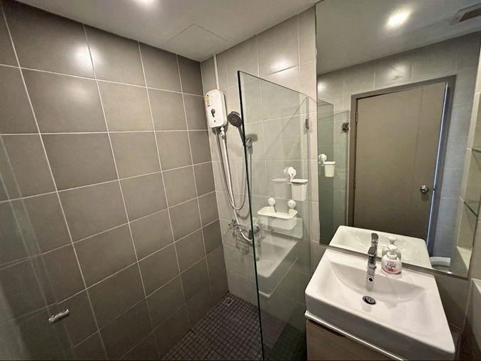 picture ✨💰 One unit, complete for living & investment! Ideo O2 with tenant, generating steady income 💰✨ - 6/6
