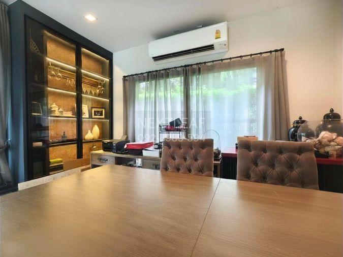 รูป ขาย บ้านเดี่ยวตกแต่งสวย ดูแลอย่างดีไม่เคยปล่อย.เช่า 5 นาทีถึงมอเตอร์เวย์ เศรษฐสิริ อ่อนนุช-ศรีนครินทร์ 50.8 ตร.ว. ทิศใต้ 3ห้องนอน 3ห้องน้ำ - รูปที่ 8/30