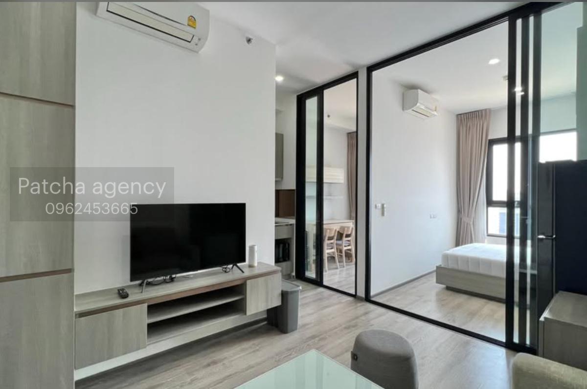 รูป ว่างพร้อมอยู่! KnightsBridge Onnut . 1นอน 32ตร.ม. Line id: @pfagent - รูปที่ 1/12