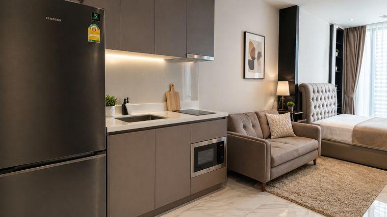 picture 🚆✨ Prime Condo Location For Rent 📌 Rhythm Ekkamai Condominium (Line: @rent2022) | Near BTS Ekkamai  ✨ Ready to move in! ✨ 📌 Ref Code: A03720 - 7/12