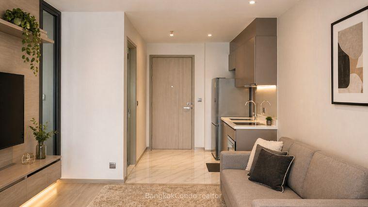 picture 🚆✨ Prime Condo Location For Rent 📌 Rhythm Ekkamai Condominium (Line: @rent2022) | Near BTS Ekkamai  ✨ Ready to move in! ✨ 📌 Ref Code: A03720 - 6/12
