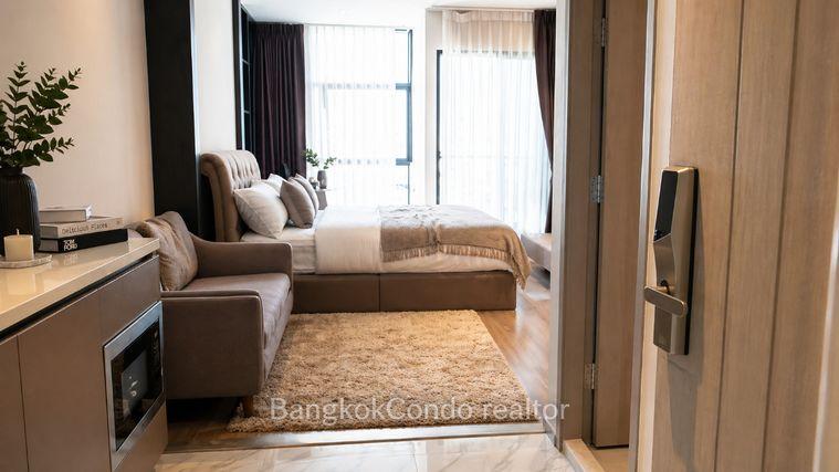 picture 🚆✨ Prime Condo Location For Rent 📌 Rhythm Ekkamai Condominium (Line: @rent2022) | Near BTS Ekkamai  ✨ Ready to move in! ✨ 📌 Ref Code: A03720 - 3/12