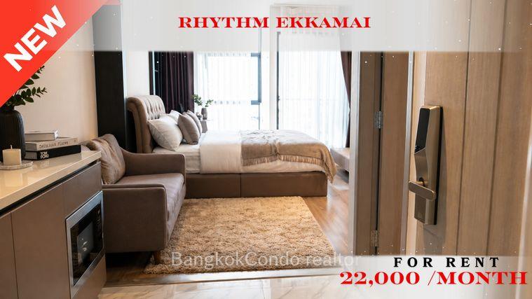 picture 🚆✨ Prime Condo Location For Rent 📌 Rhythm Ekkamai Condominium (Line: @rent2022) | Near BTS Ekkamai  ✨ Ready to move in! ✨ 📌 Ref Code: A03720 - 1/12