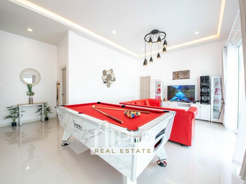 picture Pool Villa for Sale Huay Yai Pattaya Business Ready - 4/13