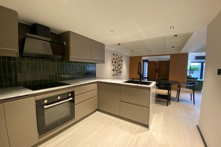 รูป ขาย -เช่าระยะยาว - ระยะสั้น ! ทาวน์เฮ้าส์ ! Code C20250600019..Townhouse in Phromphong, 3 ห้องนอน, 4 ห้องน้ำ, 4 ชั้น, แต่งครบ,  ราคาพิเศษ!!📣 - รูปที่ 11/57