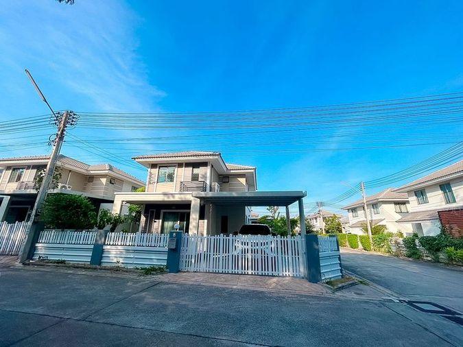 รูป ด่วน! ขายบ้านเดี่ยว ไลฟ์ อิน เดอะ การ์เด้น สวนเสือ–ศรีราชา ราคาคุ้ม - รูปที่ 1/11