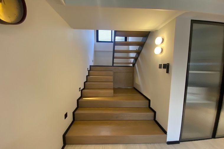 รูป ขาย -เช่าระยะยาว - ระยะสั้น ! ทาวน์เฮ้าส์ ! Code C20250600019..Townhouse in Phromphong, 3 ห้องนอน, 4 ห้องน้ำ, 4 ชั้น, แต่งครบ,  ราคาพิเศษ!!📣 - รูปที่ 15/57