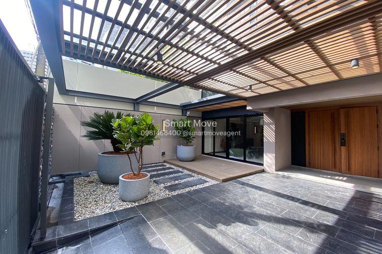 รูป ขาย -เช่าระยะยาว - ระยะสั้น ! ทาวน์เฮ้าส์ ! Code C20250600019..Townhouse in Phromphong, 3 ห้องนอน, 4 ห้องน้ำ, 4 ชั้น, แต่งครบ, ราคาพิเศษ!!📣 - รูปที่ 30/57