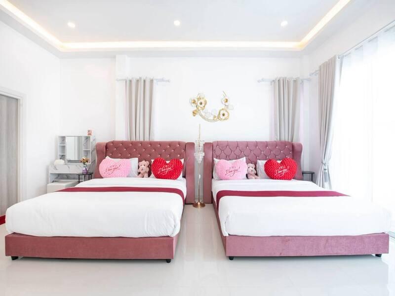 picture Pool Villa for Sale Huay Yai Pattaya Business Ready - 8/13