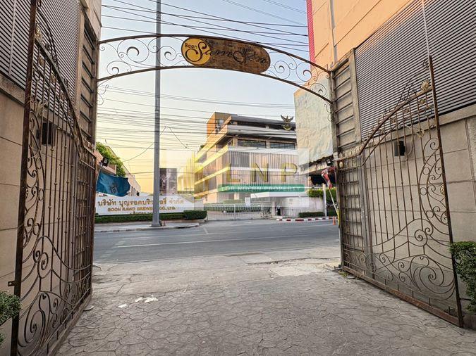 รูป 🏢 ขายคอนโด : Baan Samsen (บ้าน สามเสน) รหัสทรัพย์ | 📌LNP-C13052 - รูปที่ 17/31