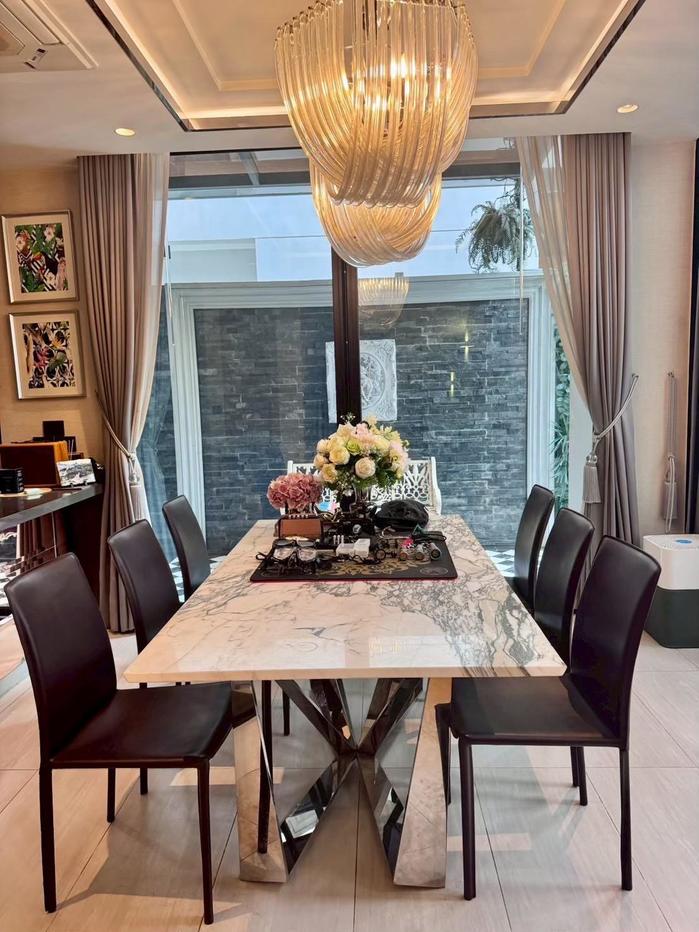 รูป 🏙️ ขายบ้านเดี่ยวหรู - ตกแต่งสไตล์ Modern Luxury Tropical ดีไซน์ทันสมัย  ผสานความหรูหรา บรรยากาศโปร่ง โล่ง สบาย REF. 014HSK - รูปที่ 5/28