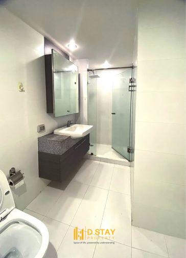picture For Rent Manhattan Chidlom Luxury room great price high floor DS2859 | Line @Dstay - 8/10