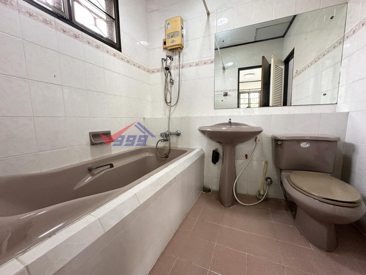 picture 🏙️ House for Sale - Sivalee 1 Rangsit Khlong 2 | 4 Bedrooms 250 sq.m., 80 sq.wa. REF. 013HSK - 18/20